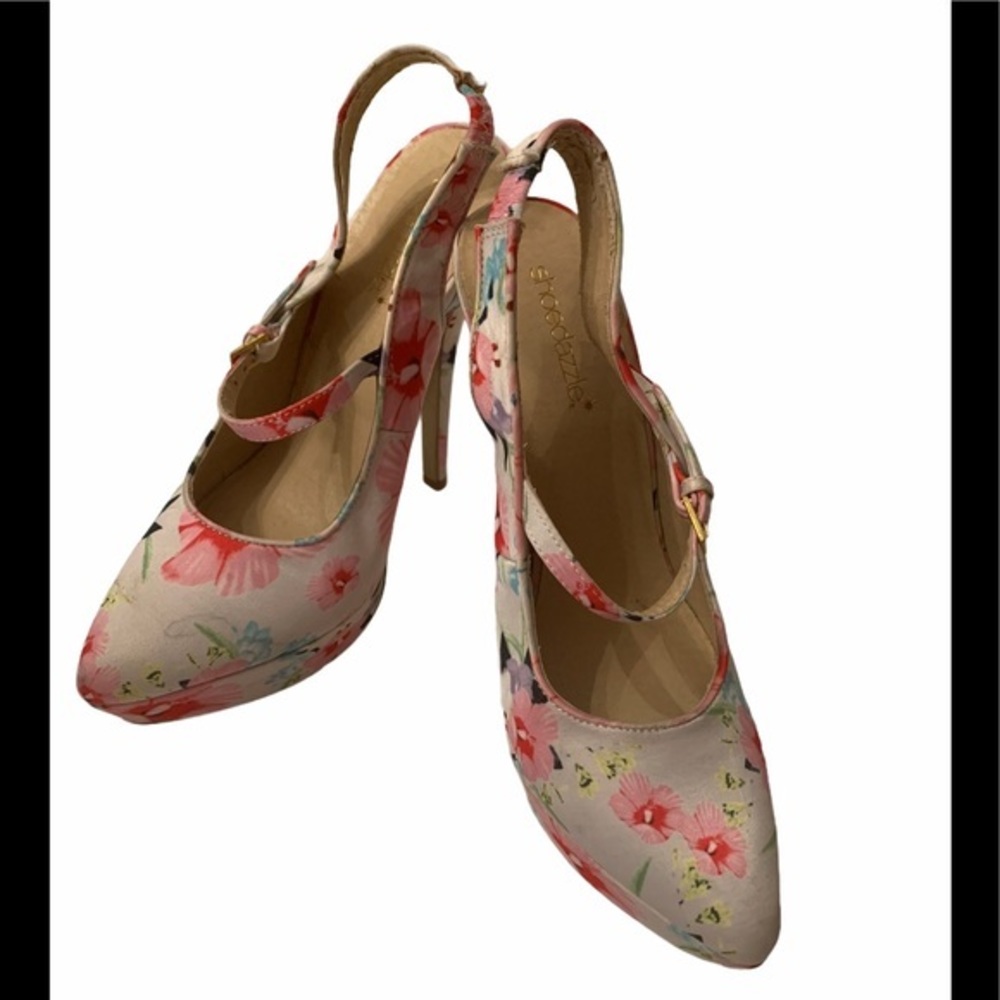 Shoe Dazzle Flower Print Platform Shoes Size 8.5